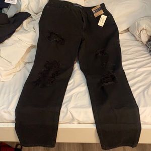NWT Black relaxed ripped mom jeans